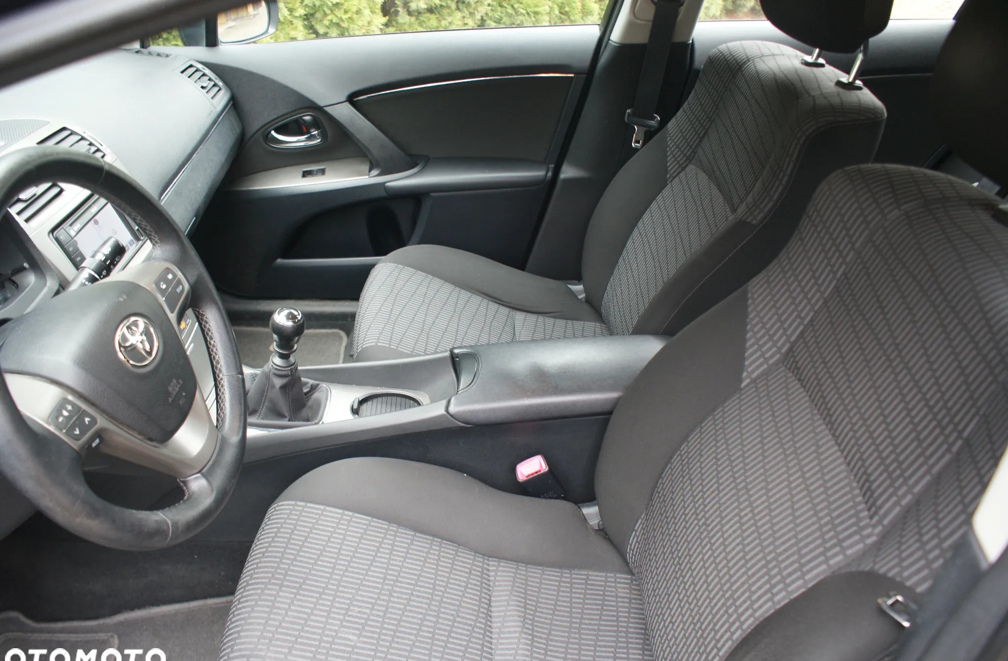 Toyota Avensis cena 29999 przebieg: 256000, rok produkcji 2010 z Drawno małe 529